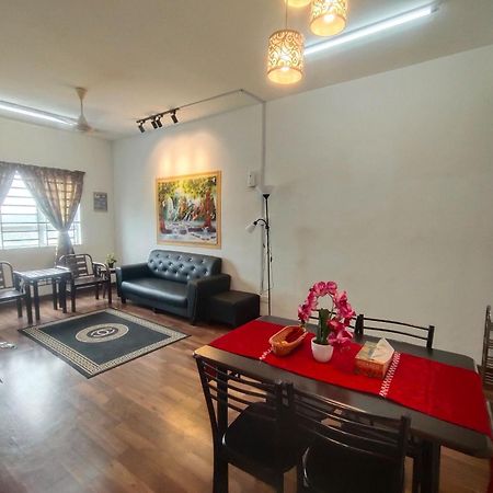 Anggerik Camelia Homestay Apartment Ladang Tok Pelam Kuala Terengganu Extérieur photo