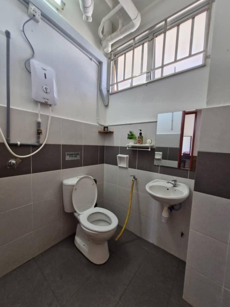 Anggerik Camelia Homestay Apartment Ladang Tok Pelam Kuala Terengganu Extérieur photo