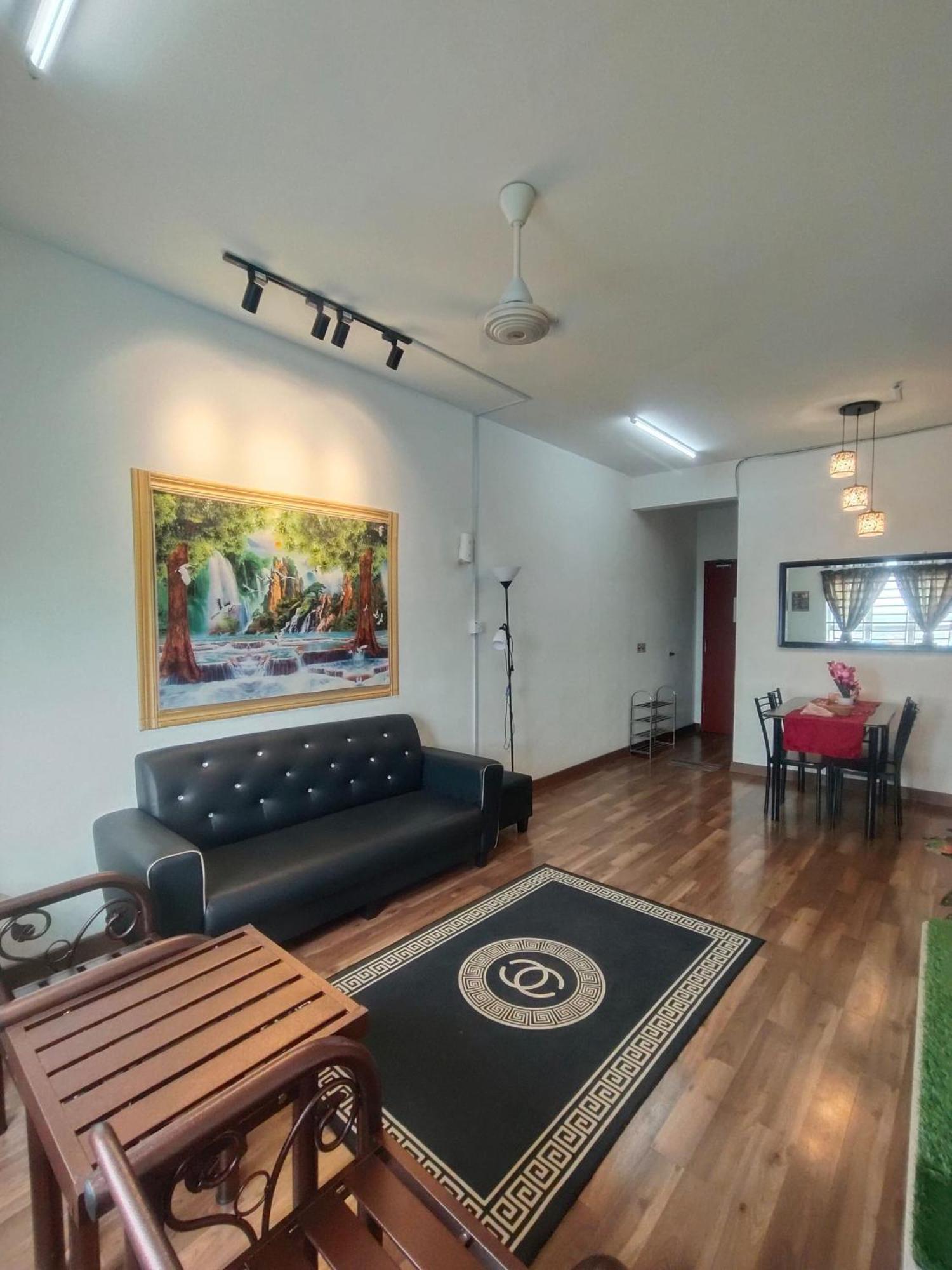 Anggerik Camelia Homestay Apartment Ladang Tok Pelam Kuala Terengganu Extérieur photo
